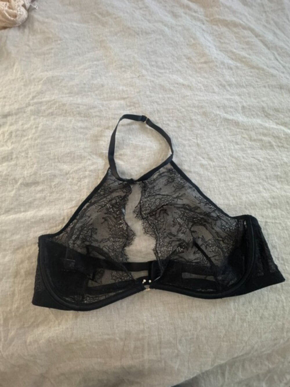 VICTORIA SECRET SEXY BRALETTE - BLACK 38C